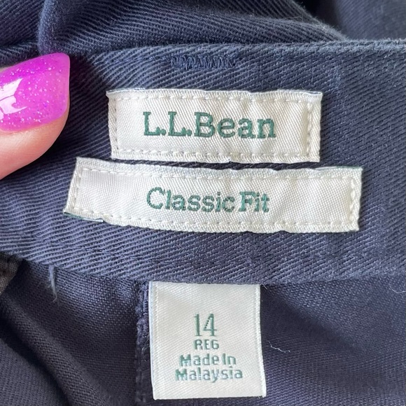 •L.L. Bean• Navy Blue Classic Fit Twill Pants - Size 14 - Picture 2 of 10